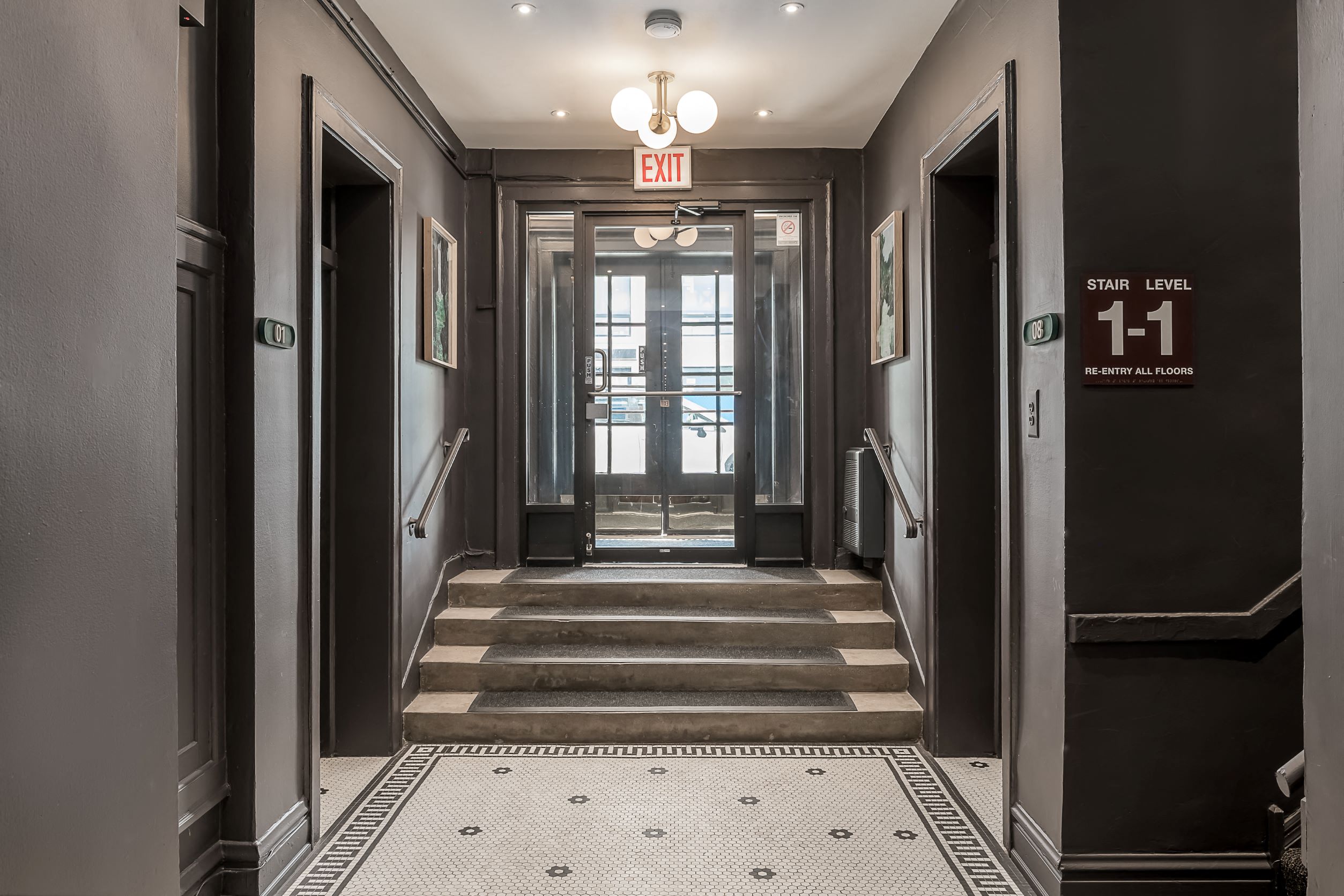 536 W. Grant Pl. 536 W. Grant Pl., Chicago, IL 60614 Lincoln Park - Leasing by Cross Street